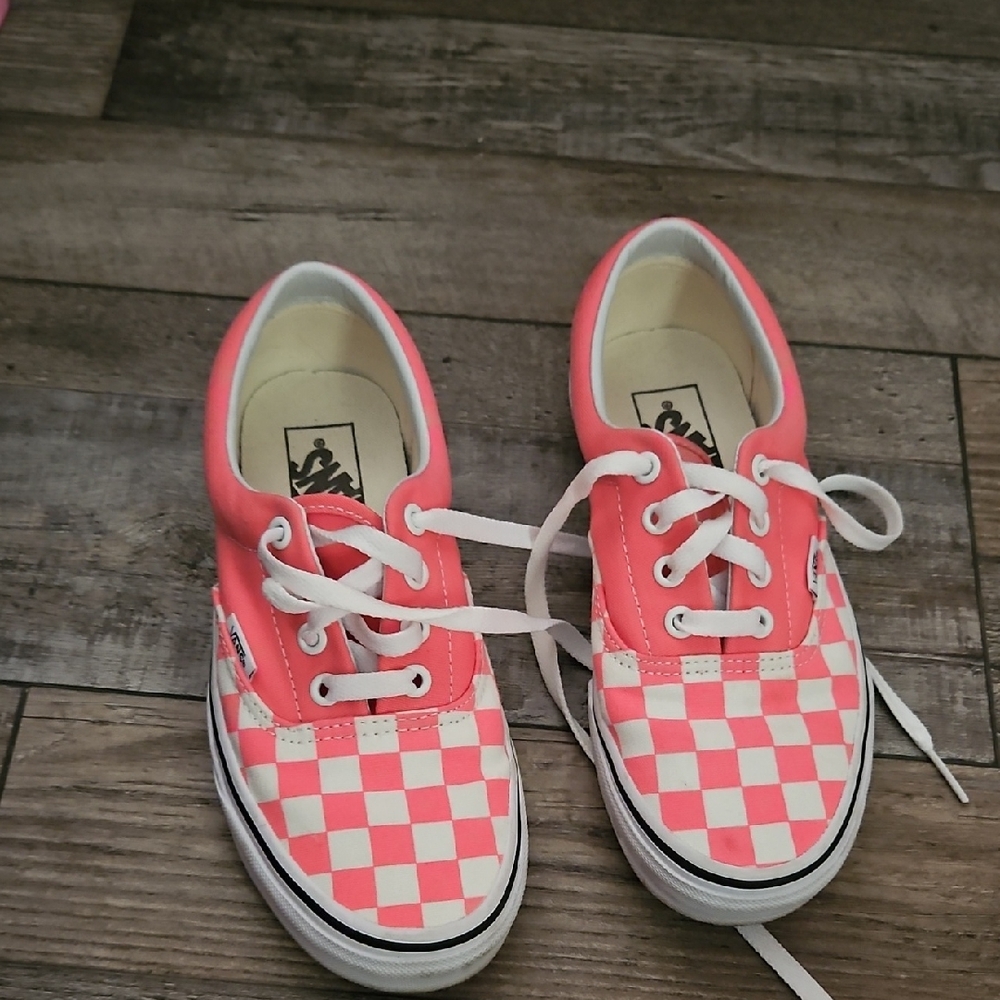 Kids Pink Checkered Shoes